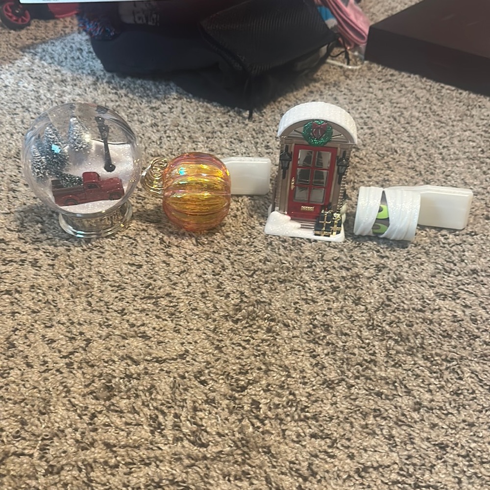 Bundle of Bath and Body works plug ins